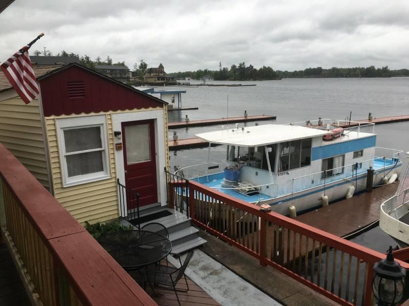 Hills Motor Court & Marina Motel Alexandria Bay Exterior photo